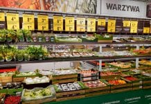Błędne oznakowanie kraju pochodzenia warzyw i owoców w Biedronce – postępowanie Prezesa UOKiK