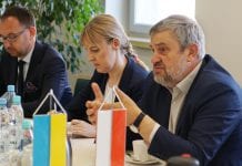 Minister J. K. Ardanowski podczas rozmowy z ambasadorem Ukrainy