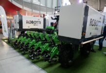 Autonomiczny nośnik narzędzi Robotti Agrointelli – maszyna skrojona na miarę XXI wieku